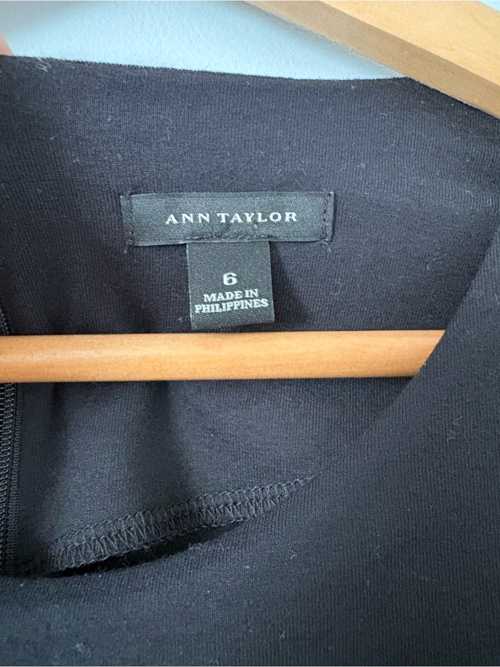 Ann Taylor Black 2in1 Long-Sleeve Draped Sheath Stretchy Dress 6 - Picture 4 of 5